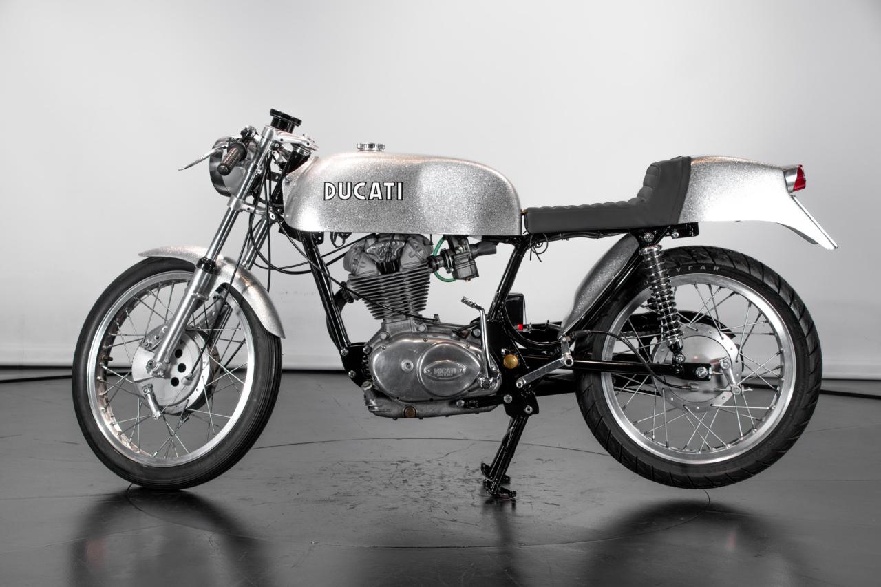 1970 Ducati 250