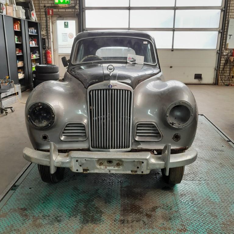 1953 Sunbeam Talbot 90 sedan