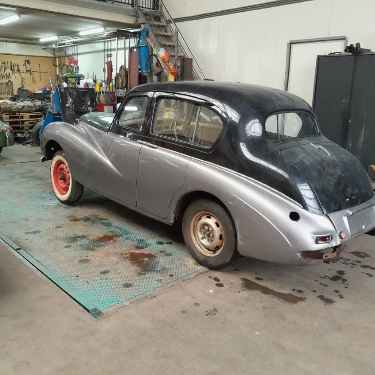 1953 Sunbeam Talbot 90 sedan