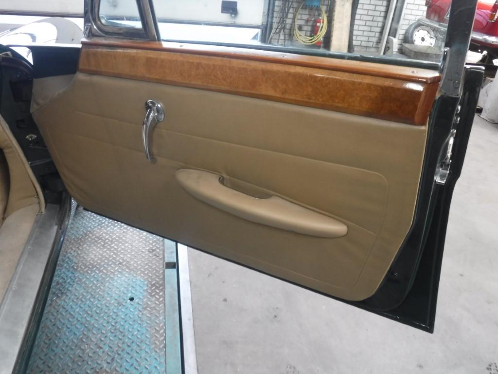 1968 Jaguar 420G Saloon no. 7776