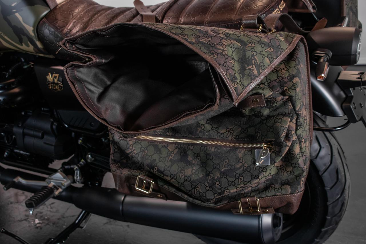 2022 Moto Guzzi V7 Stone Gucci Palace 04/50