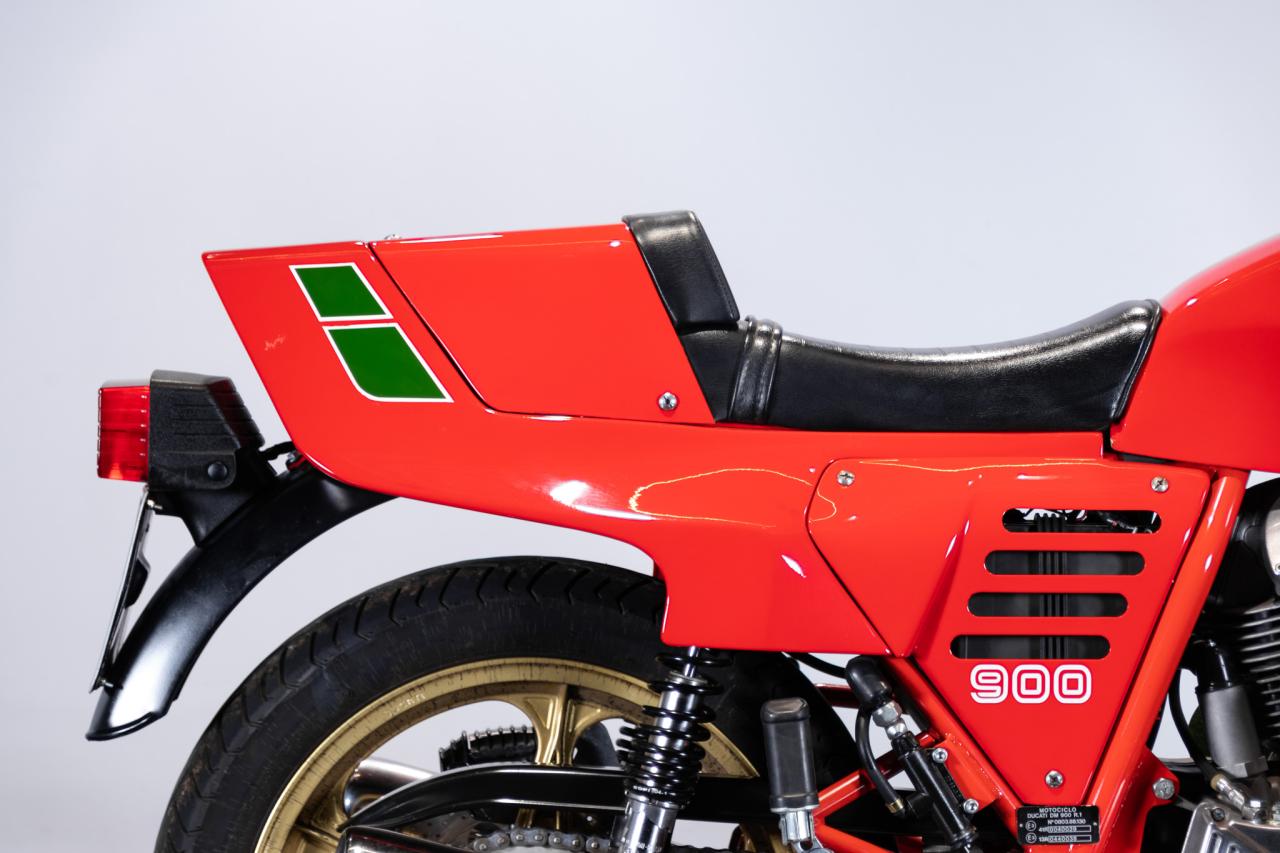 1984 Ducati MHR 900 Mike Hailwood Replica