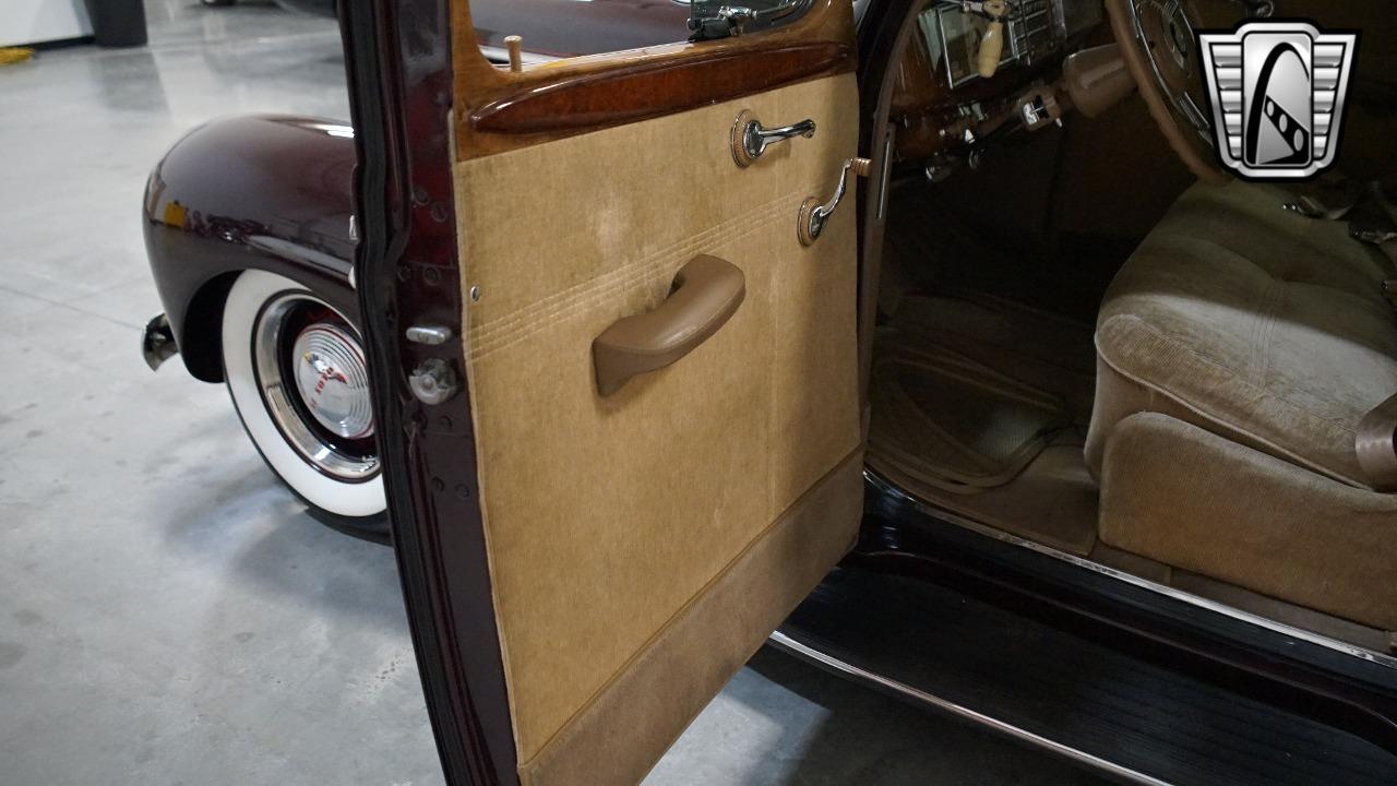 1939 DeSoto Custom Deluxe