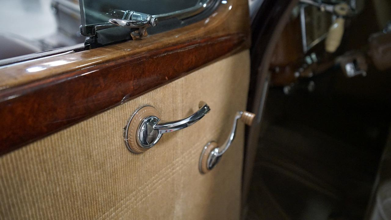 1939 DeSoto Custom Deluxe