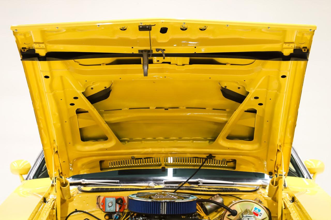 1972 Dodge Challenger Rallye