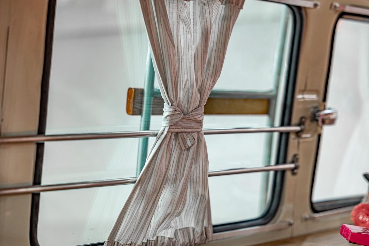 1975 Volkswagen Type 2 Barbie Camper