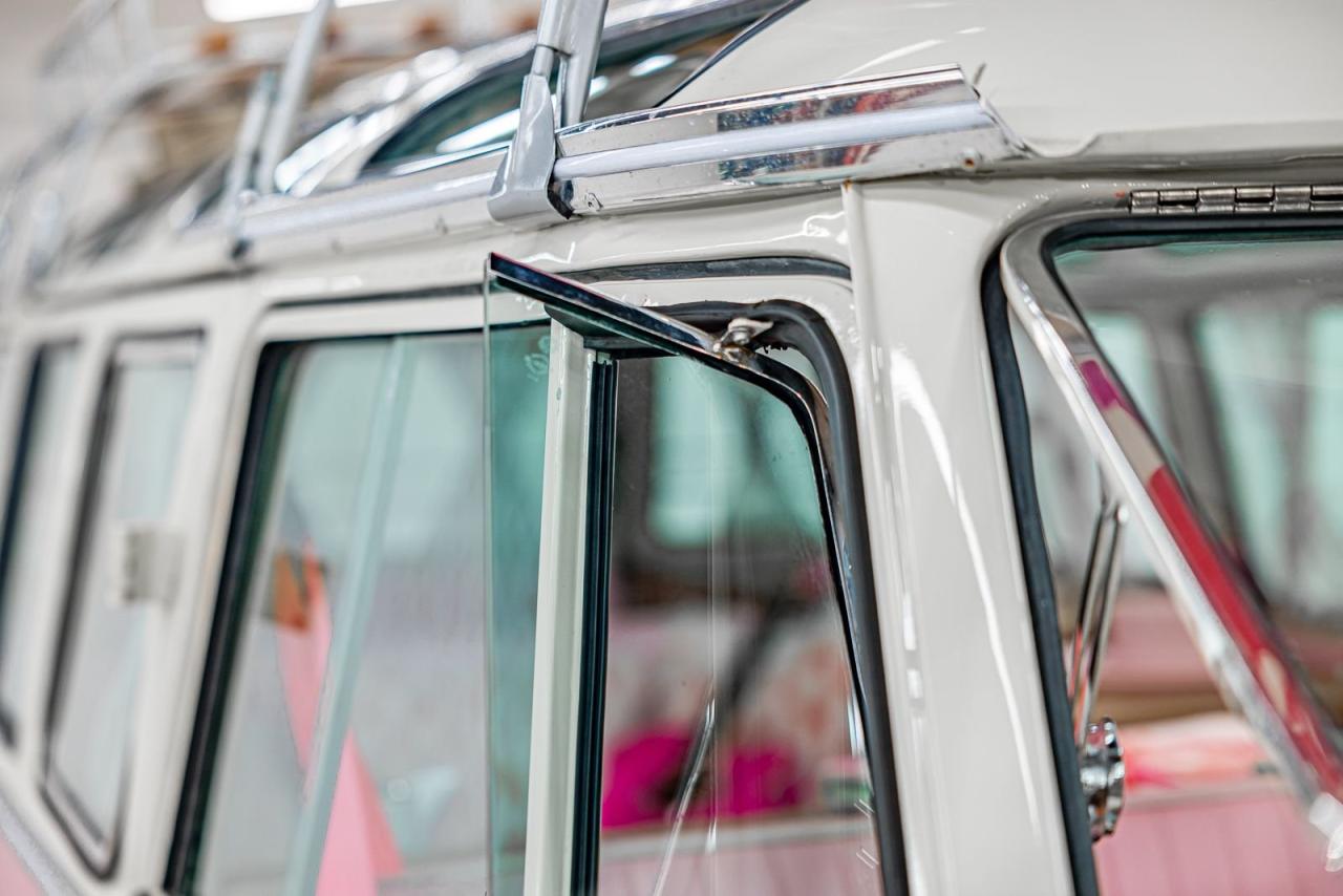 1975 Volkswagen Type 2 Barbie Camper