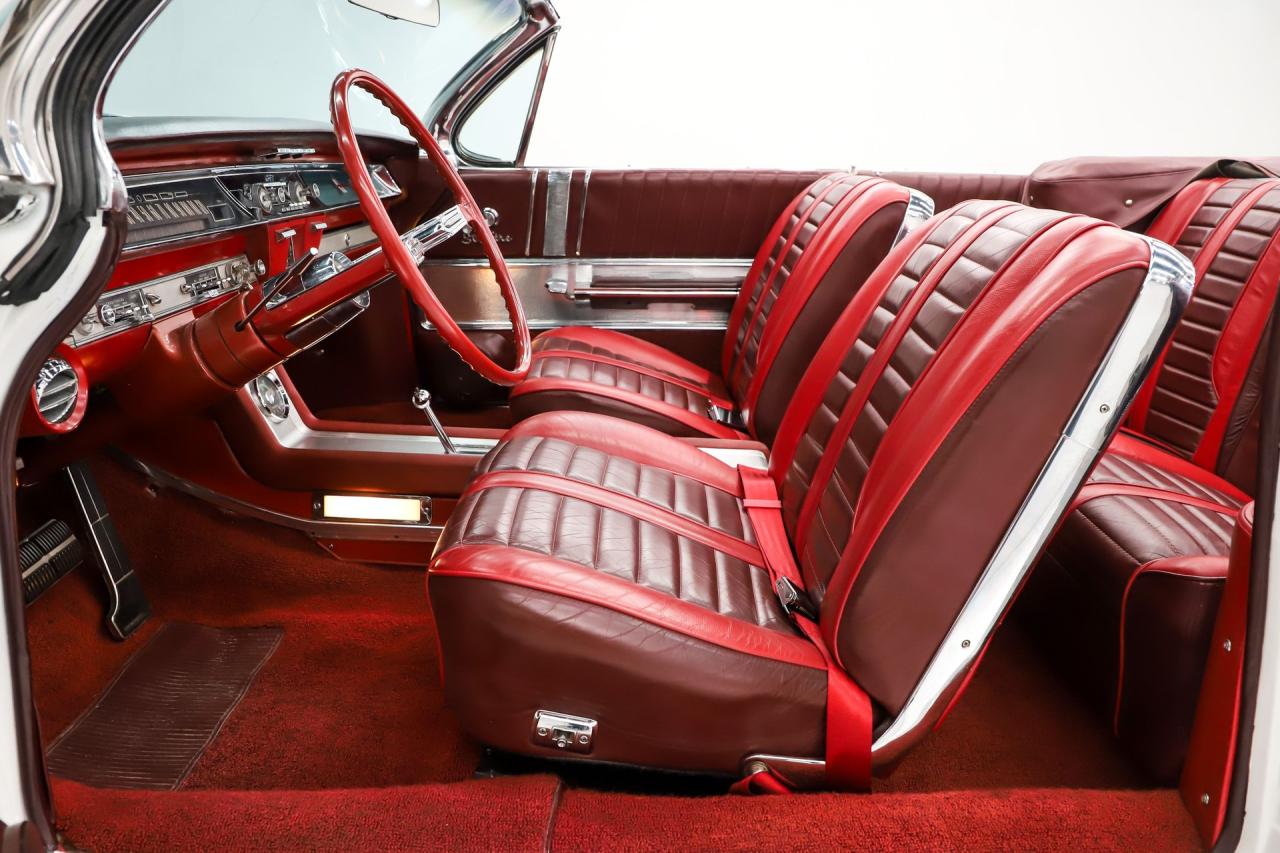 1962 Oldsmobile Starfire