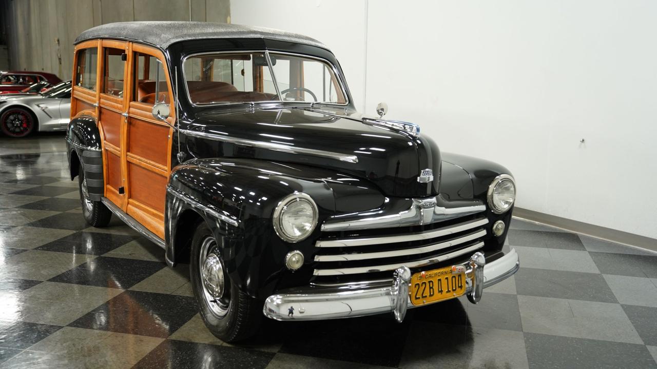 1948 Ford Super Deluxe Woody Wagon