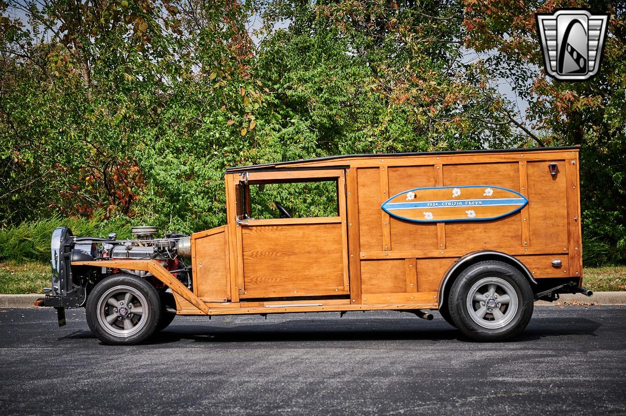 1934 Chevrolet Woody