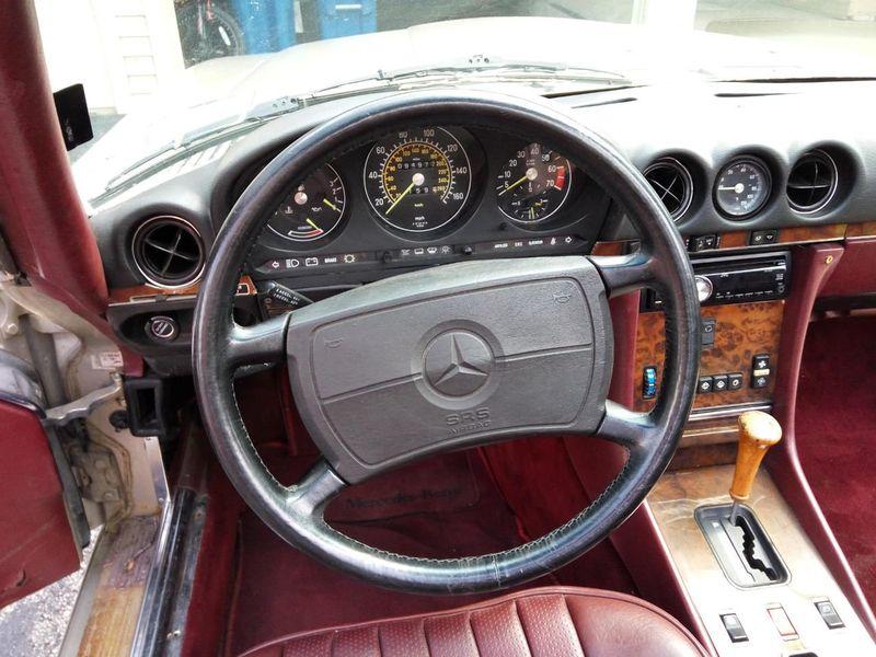 1987 Mercedes - Benz 560 SL For Sale