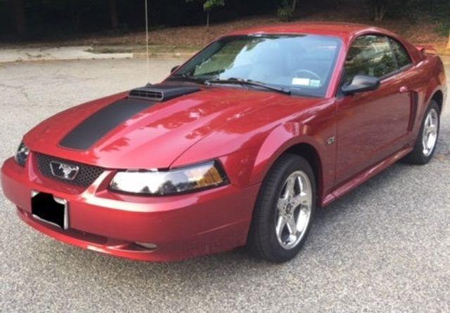 2003 Ford Mustang 2dr Coupe GT Deluxe