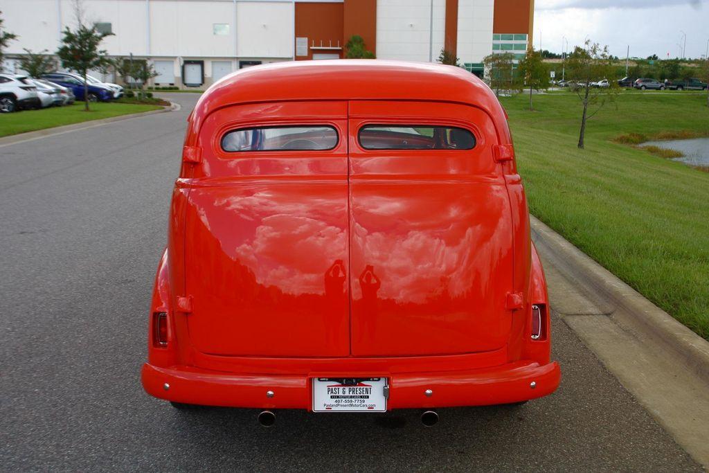 1952 Chevrolet 3100 Panel Custom
