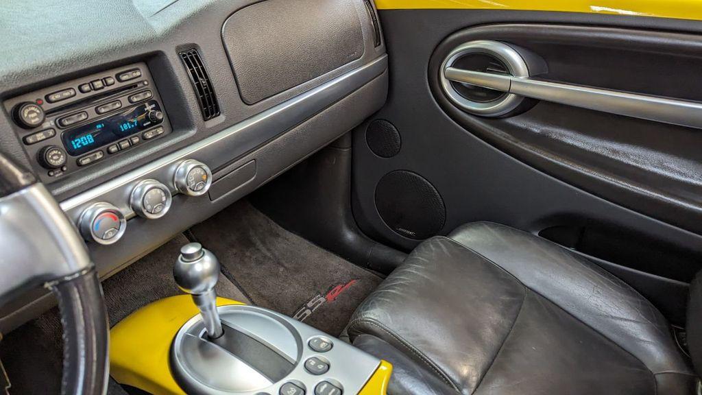 2004 Chevrolet SSR Reg Cab 116.0&quot; WB LS