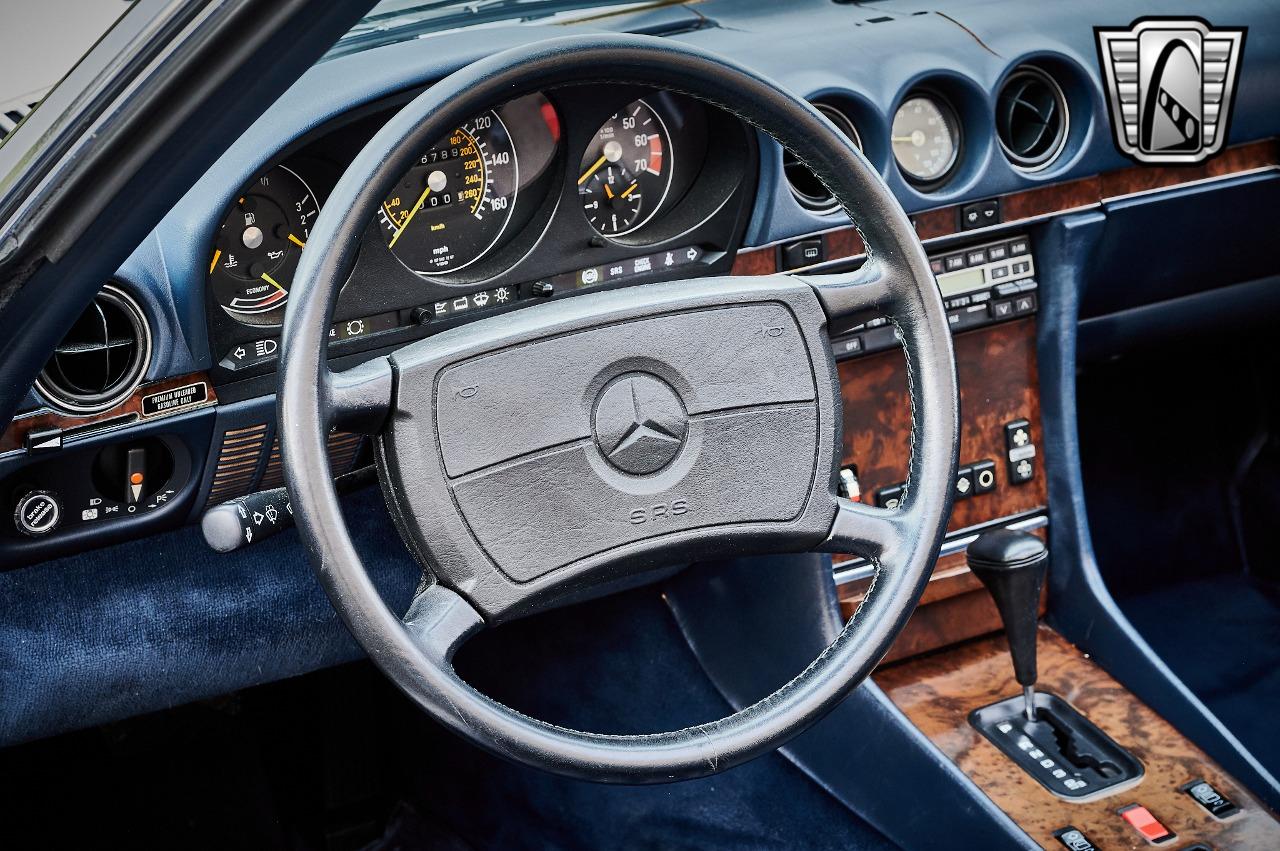 1988 Mercedes - Benz 560SL