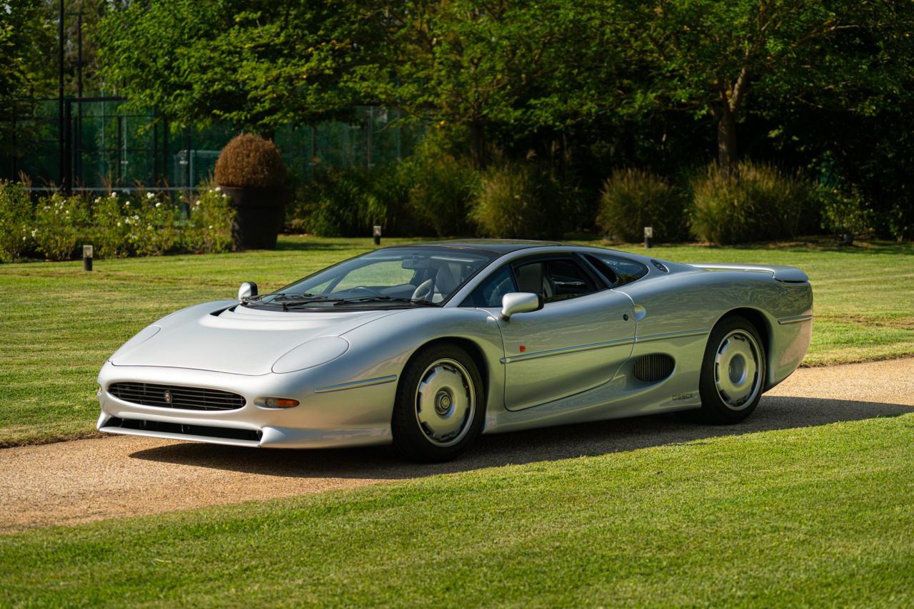1993 Jaguar XJ 220