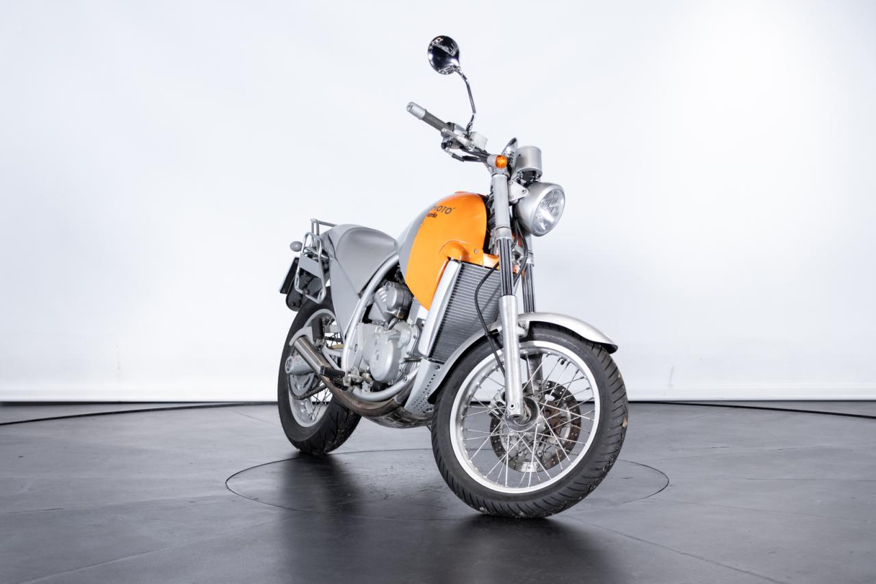 1996 Aprilia Mot&ograve; 650