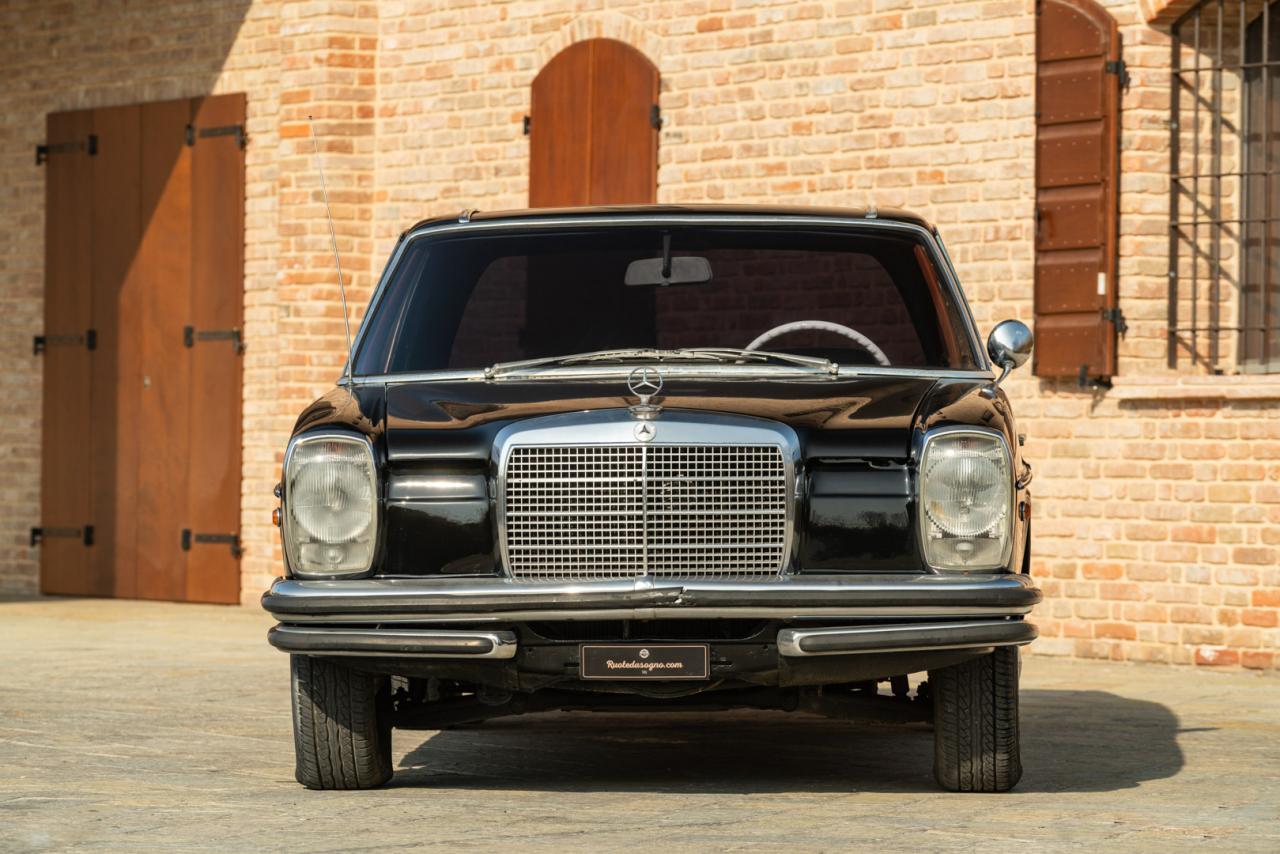 1970 Mercedes - Benz 250 CE