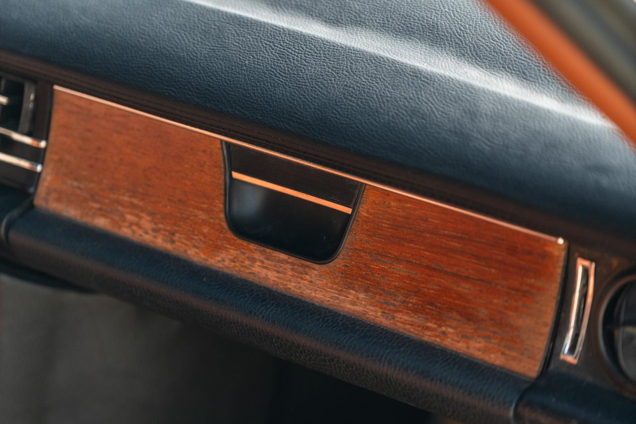 1970 Mercedes - Benz 250 CE