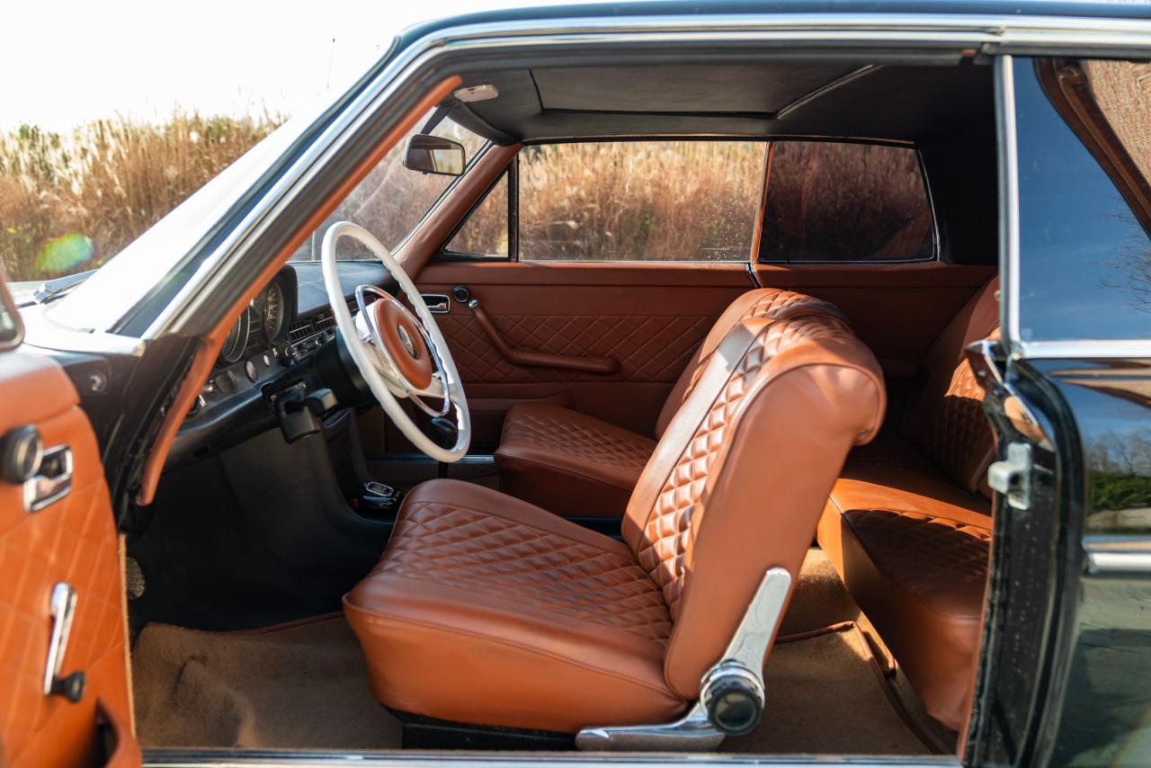 1970 Mercedes - Benz 250 CE