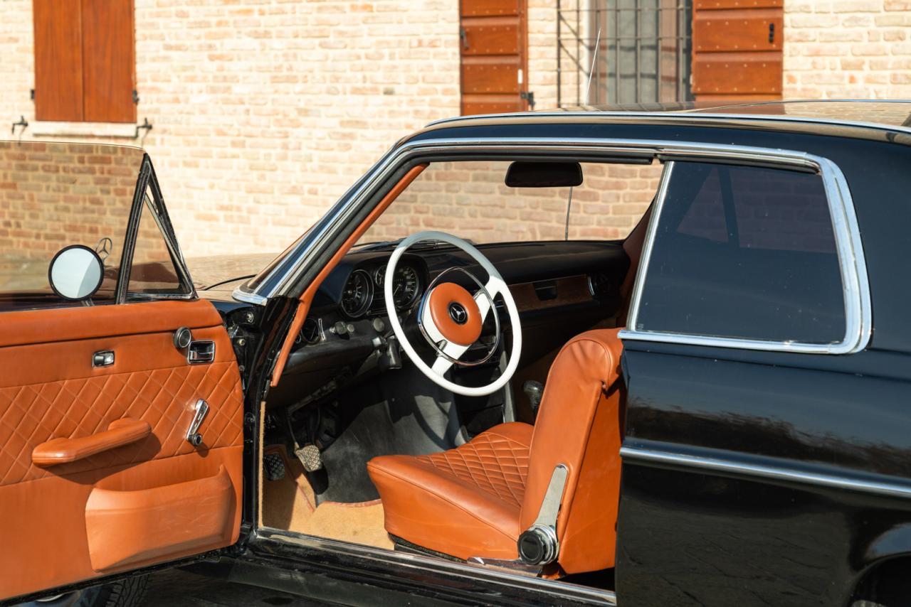 1970 Mercedes - Benz 250 CE