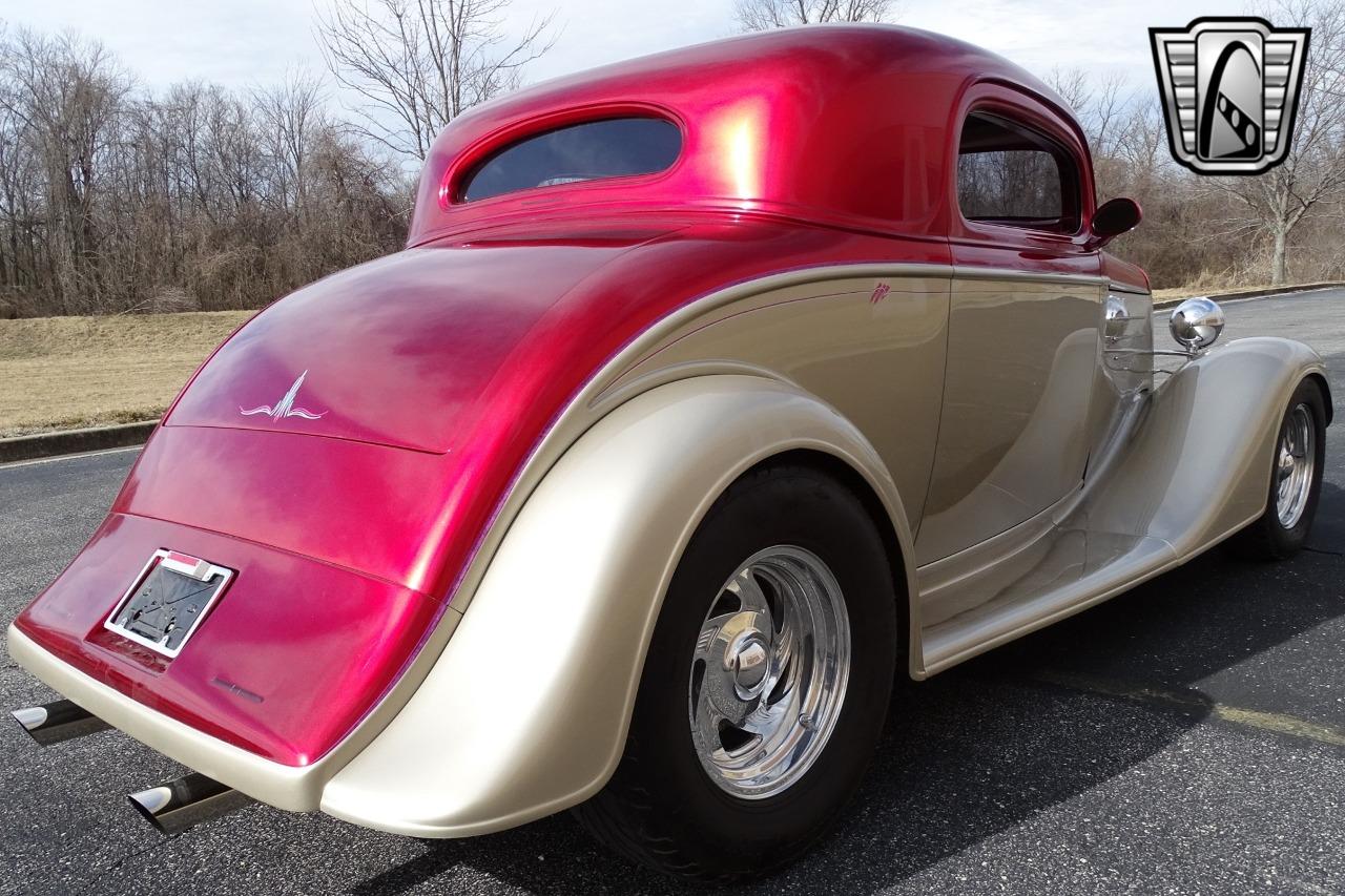 1934 Chevrolet 3 Window