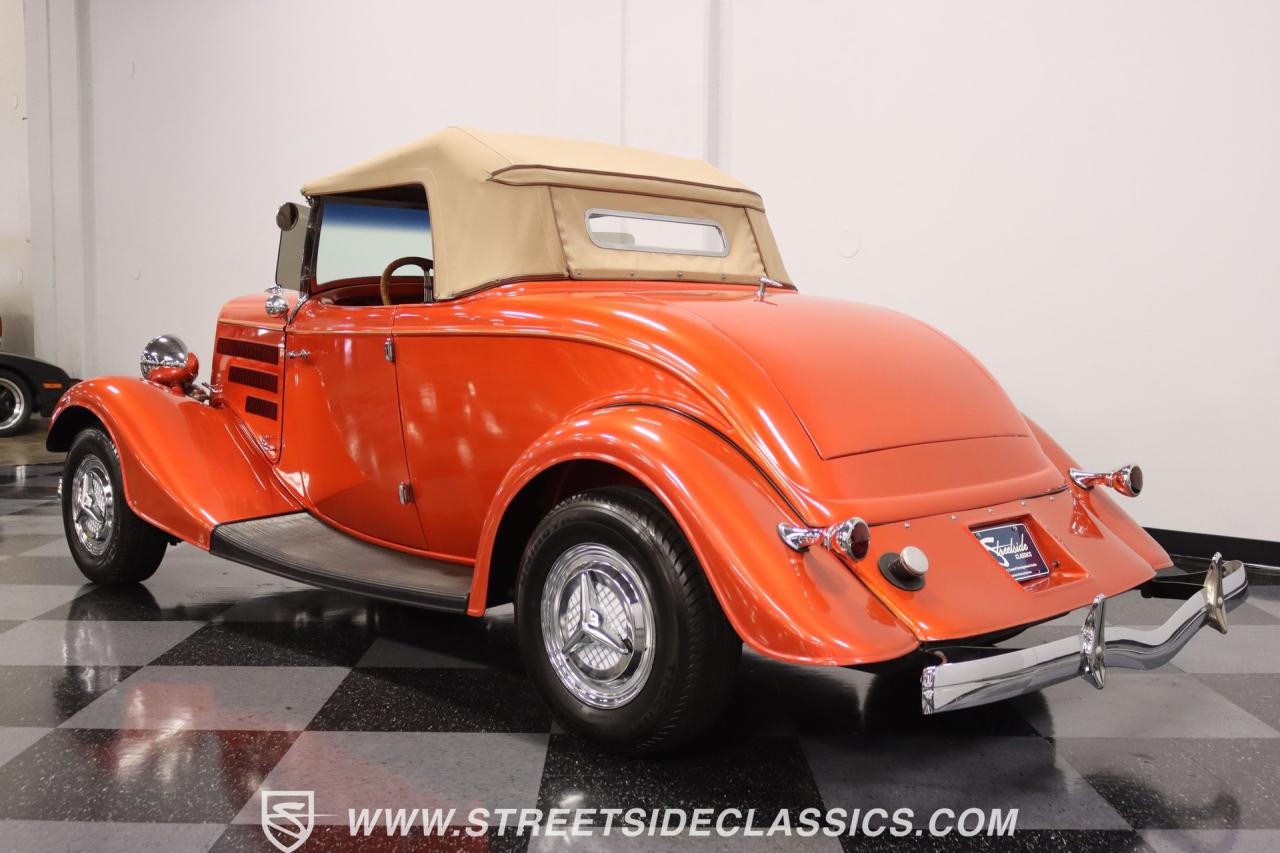 1934 Ford Cabriolet Rumble Seat