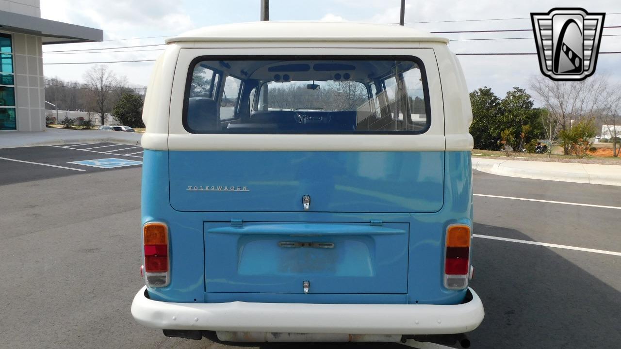 1972 Volkswagen Bus