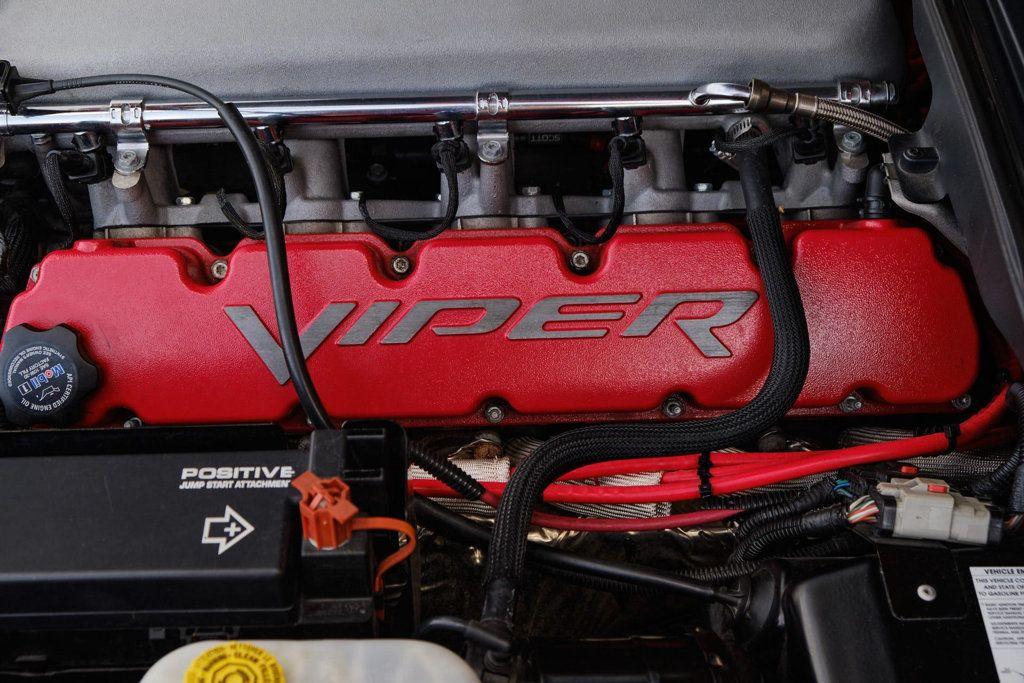 2004 Dodge Viper 2dr Convertible SRT10
