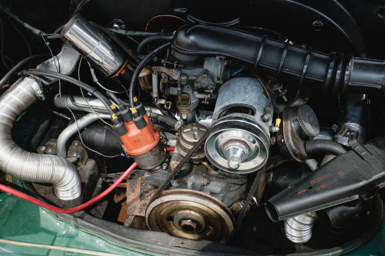 1970 Volkswagen Karmann Ghia Coupe