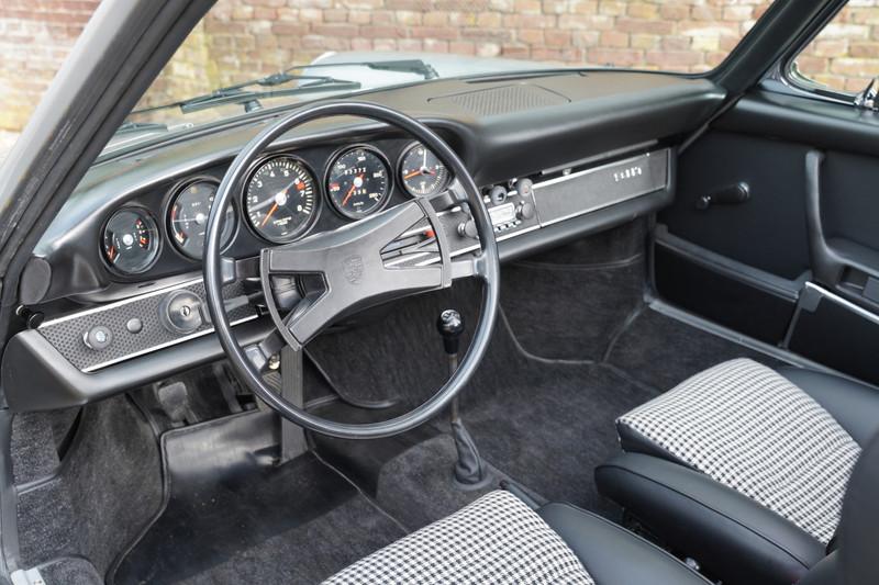 1969 Porsche 911 T Soft Window Targa