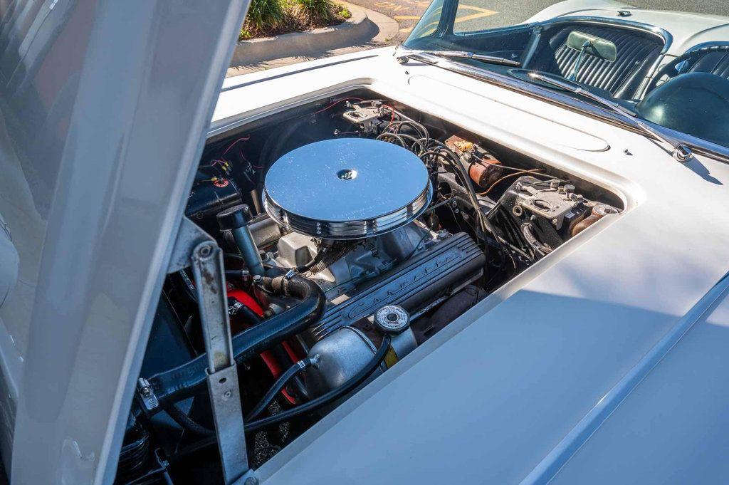1962 Chevrolet Corvette Convertible 4 Speed