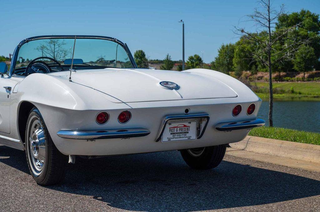 1962 Chevrolet Corvette Convertible 4 Speed