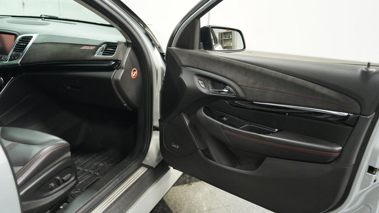 2014 Chevrolet SS Holden Tribute