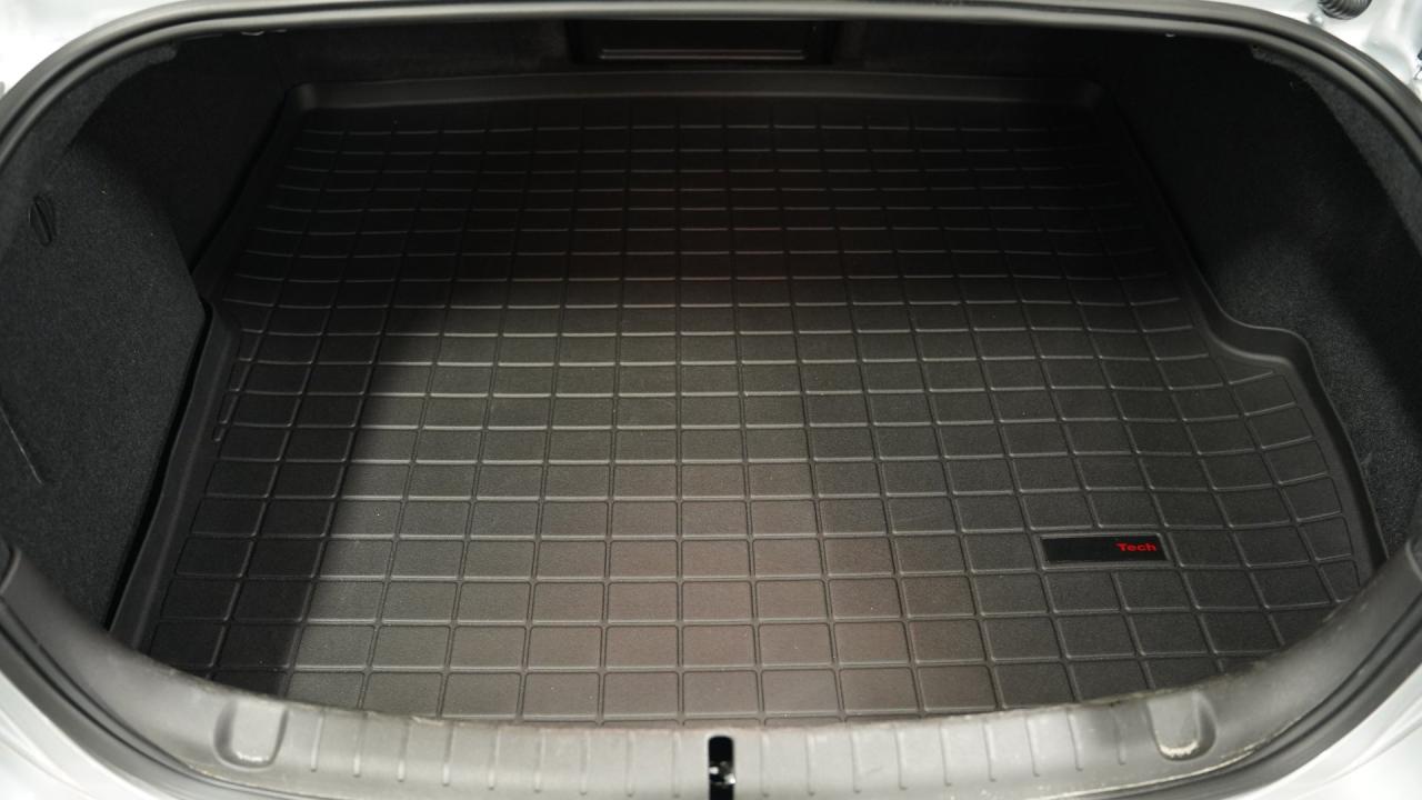 2014 Chevrolet SS Holden Tribute