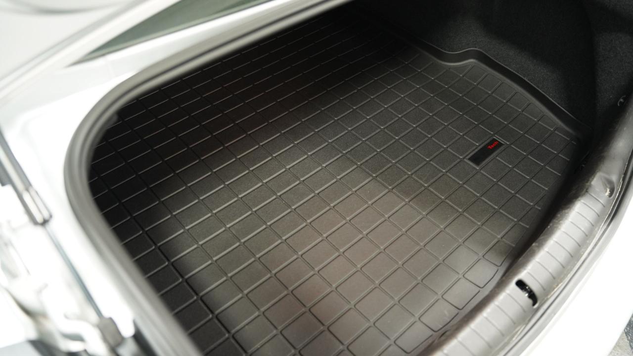 2014 Chevrolet SS Holden Tribute