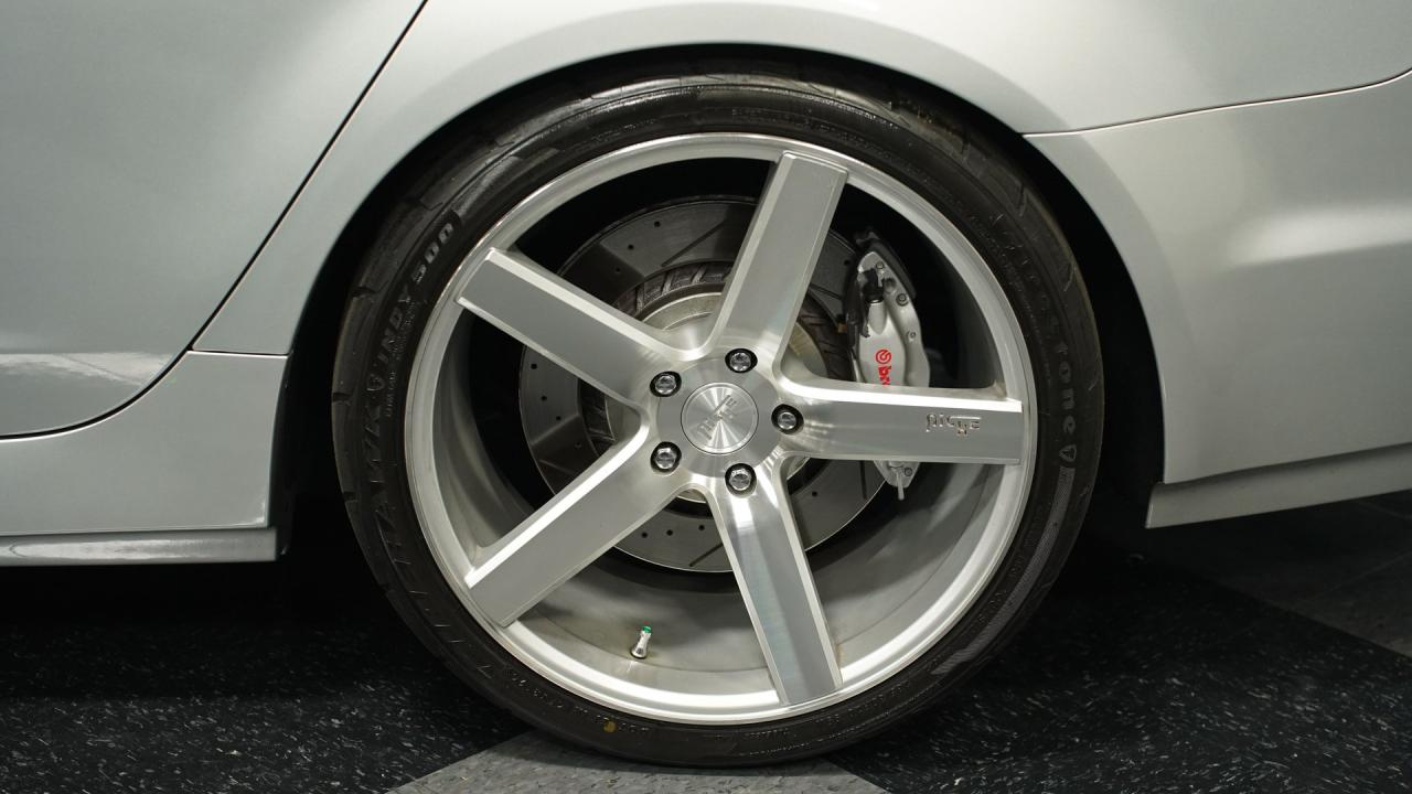 2014 Chevrolet SS Holden Tribute