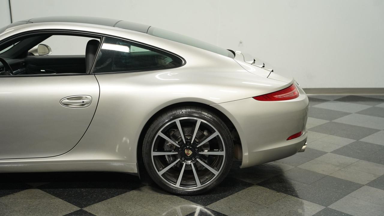 2013 Porsche 911 Carrera 