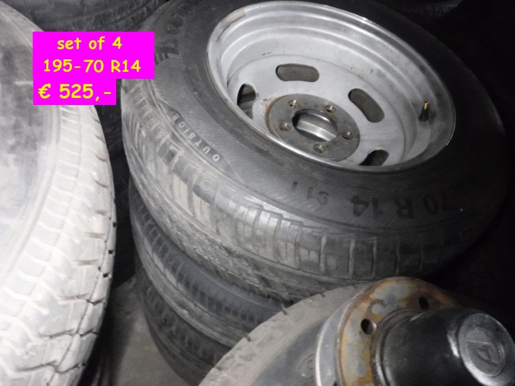 1900 Wheels Several classic car wheels