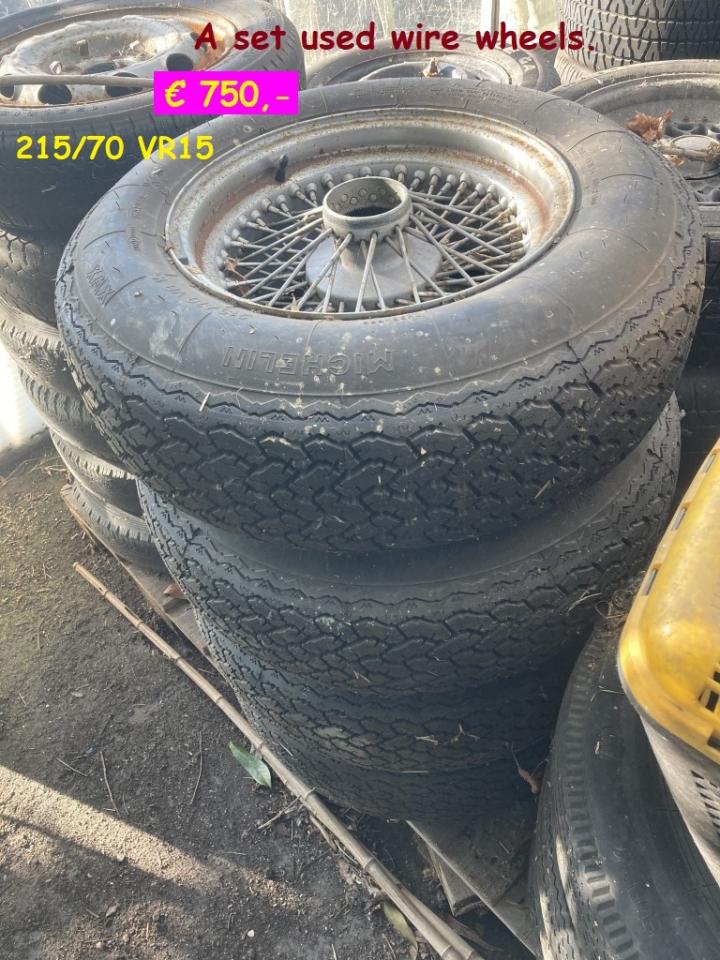 1900 Wheels Several classic car wheels