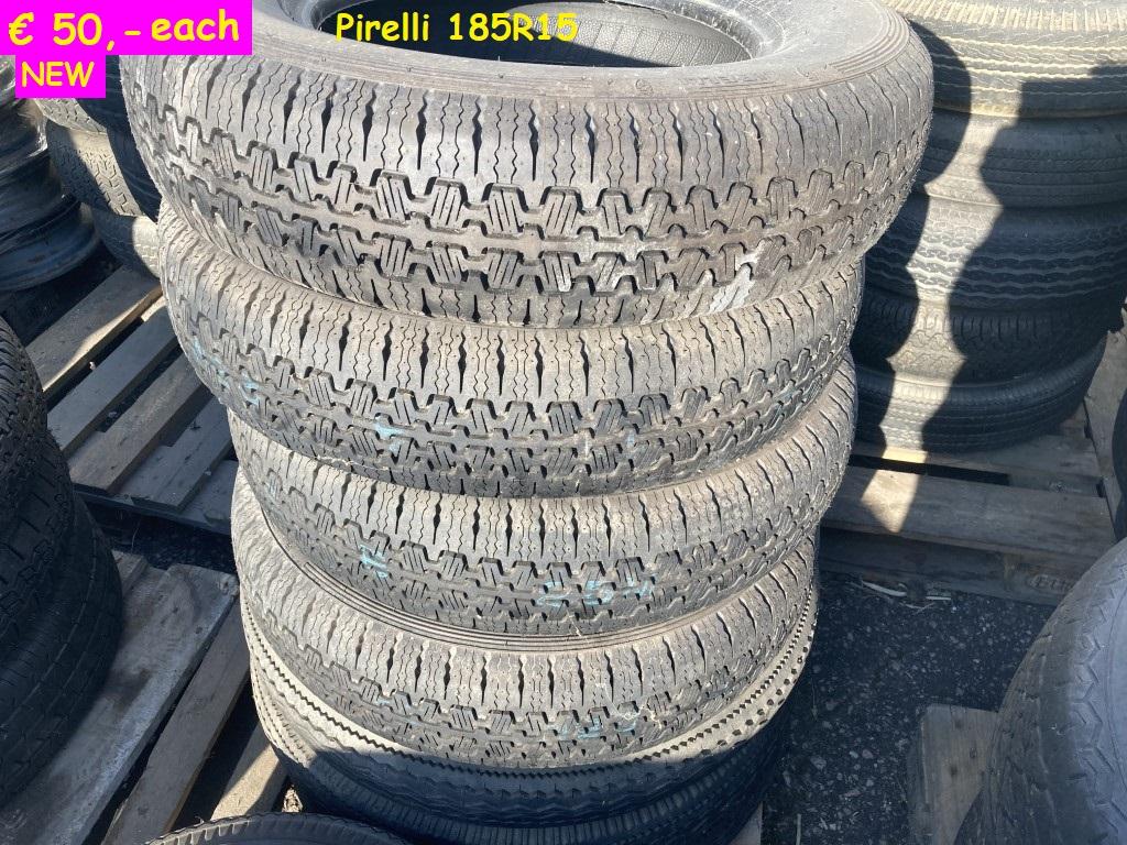 1900 Wheels Several classic car wheels