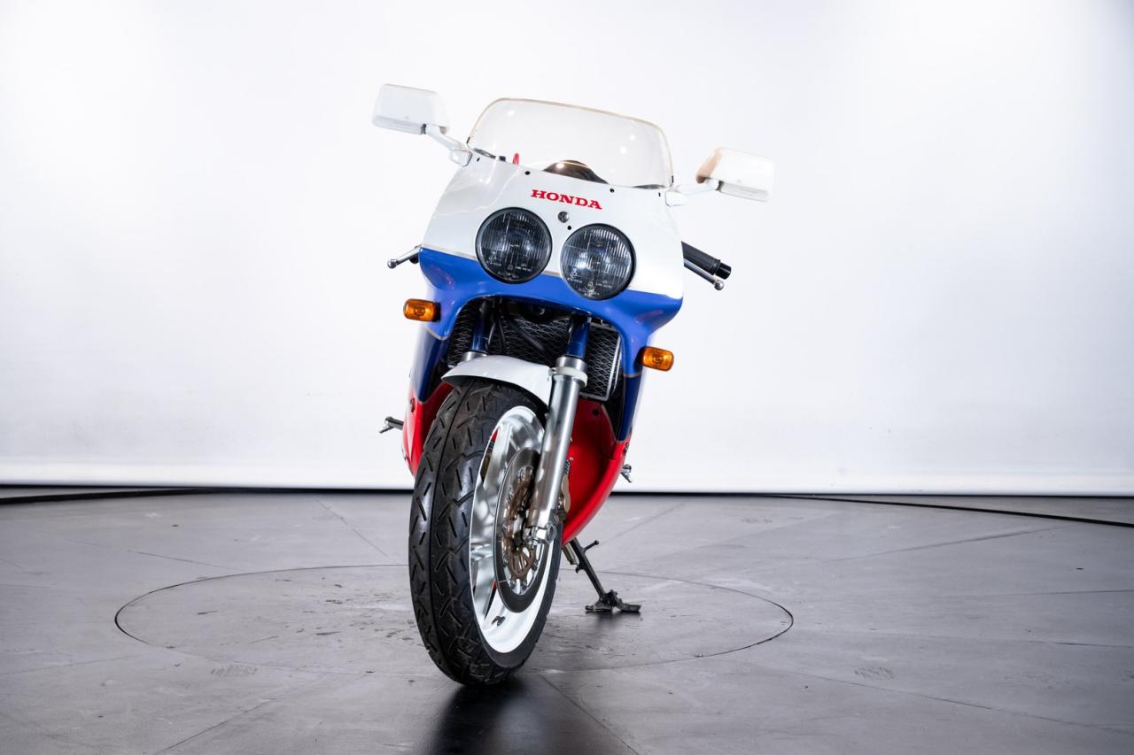 1989 Honda VFR 750 r (RC 30)