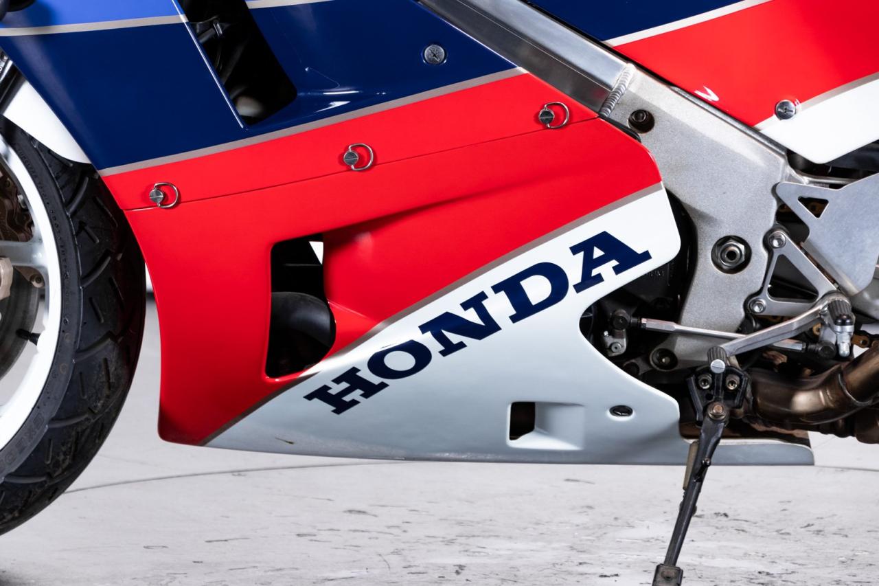 1989 Honda VFR 750 r (RC 30)