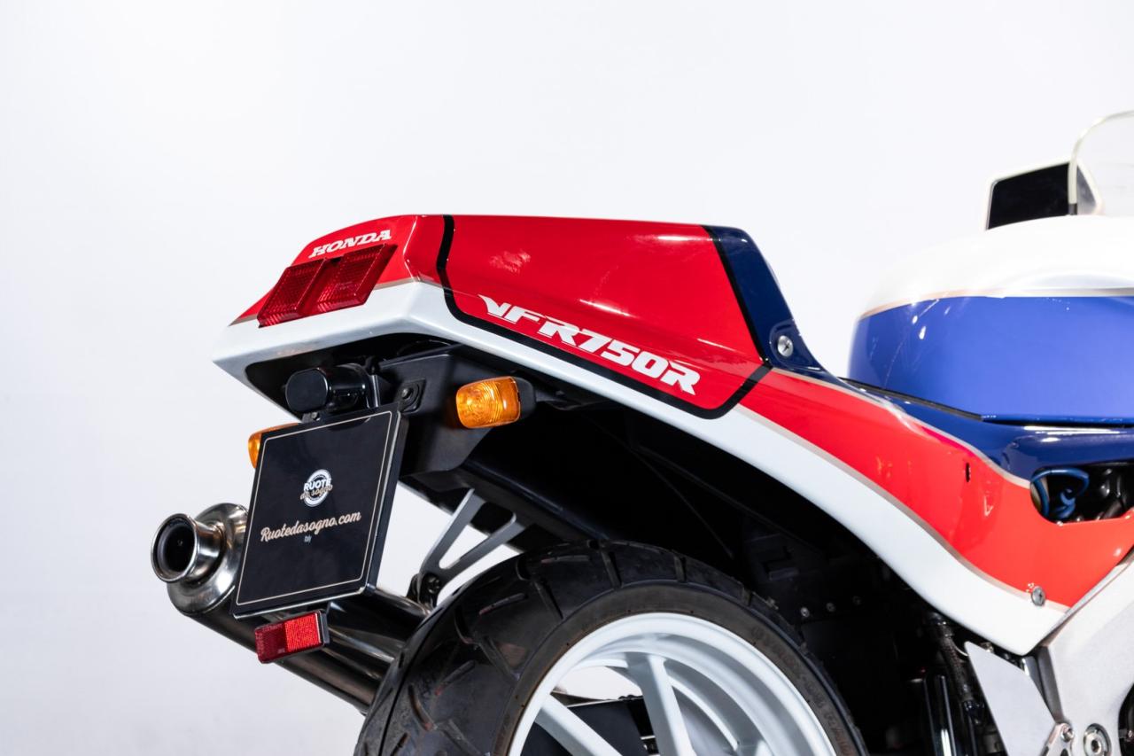 1989 Honda VFR 750 r (RC 30)