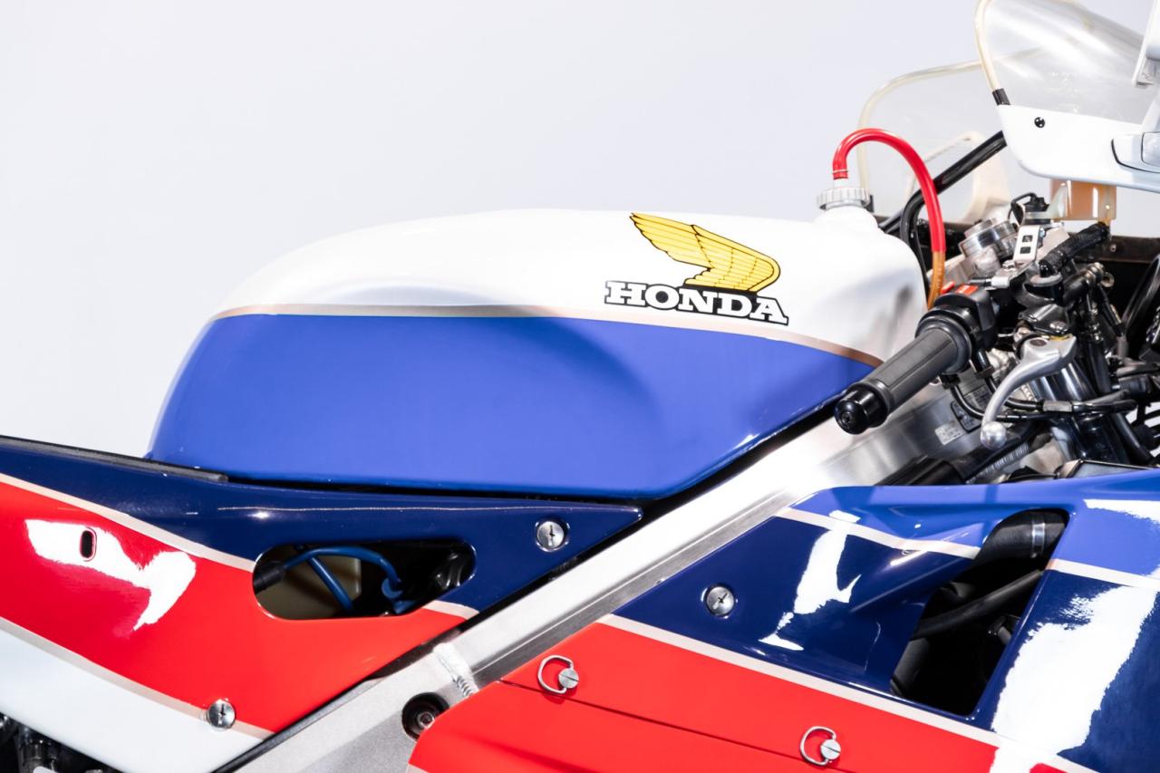 1989 Honda VFR 750 r (RC 30)