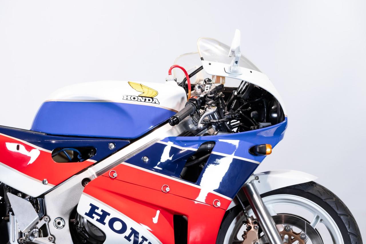 1989 Honda VFR 750 r (RC 30)