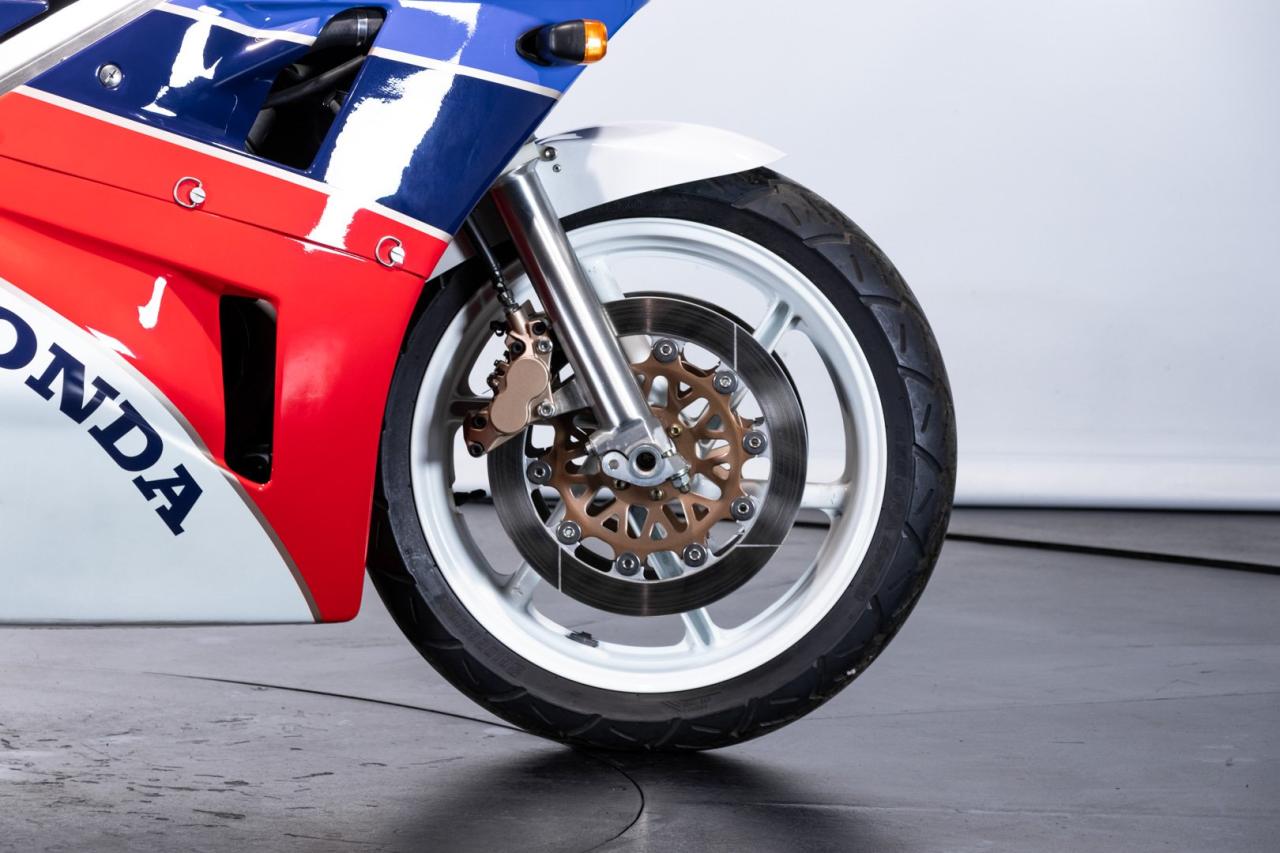 1989 Honda VFR 750 r (RC 30)