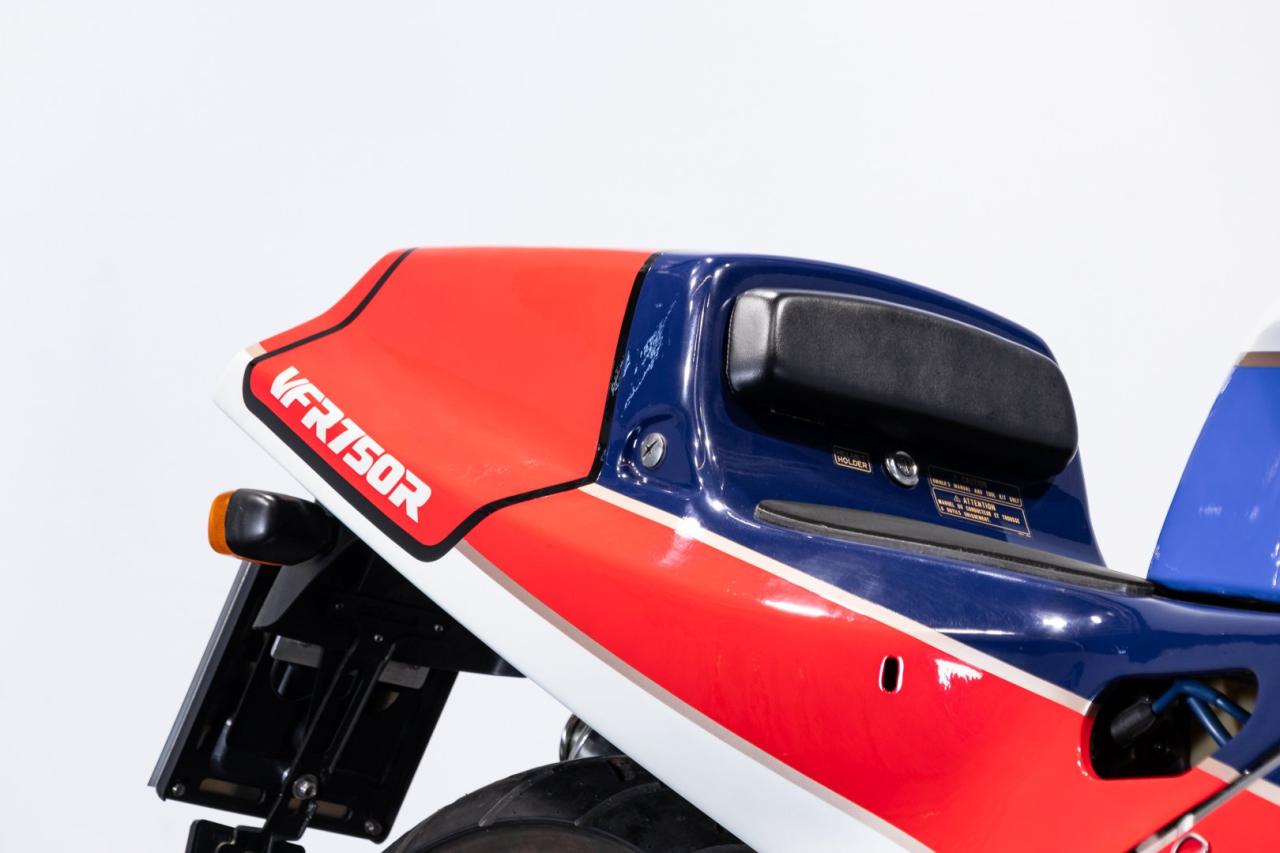 1989 Honda VFR 750 r (RC 30)