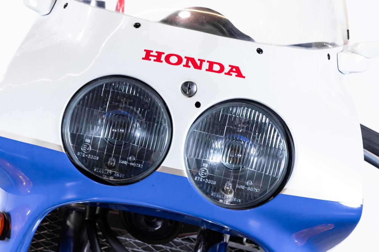 1989 Honda VFR 750 r (RC 30)