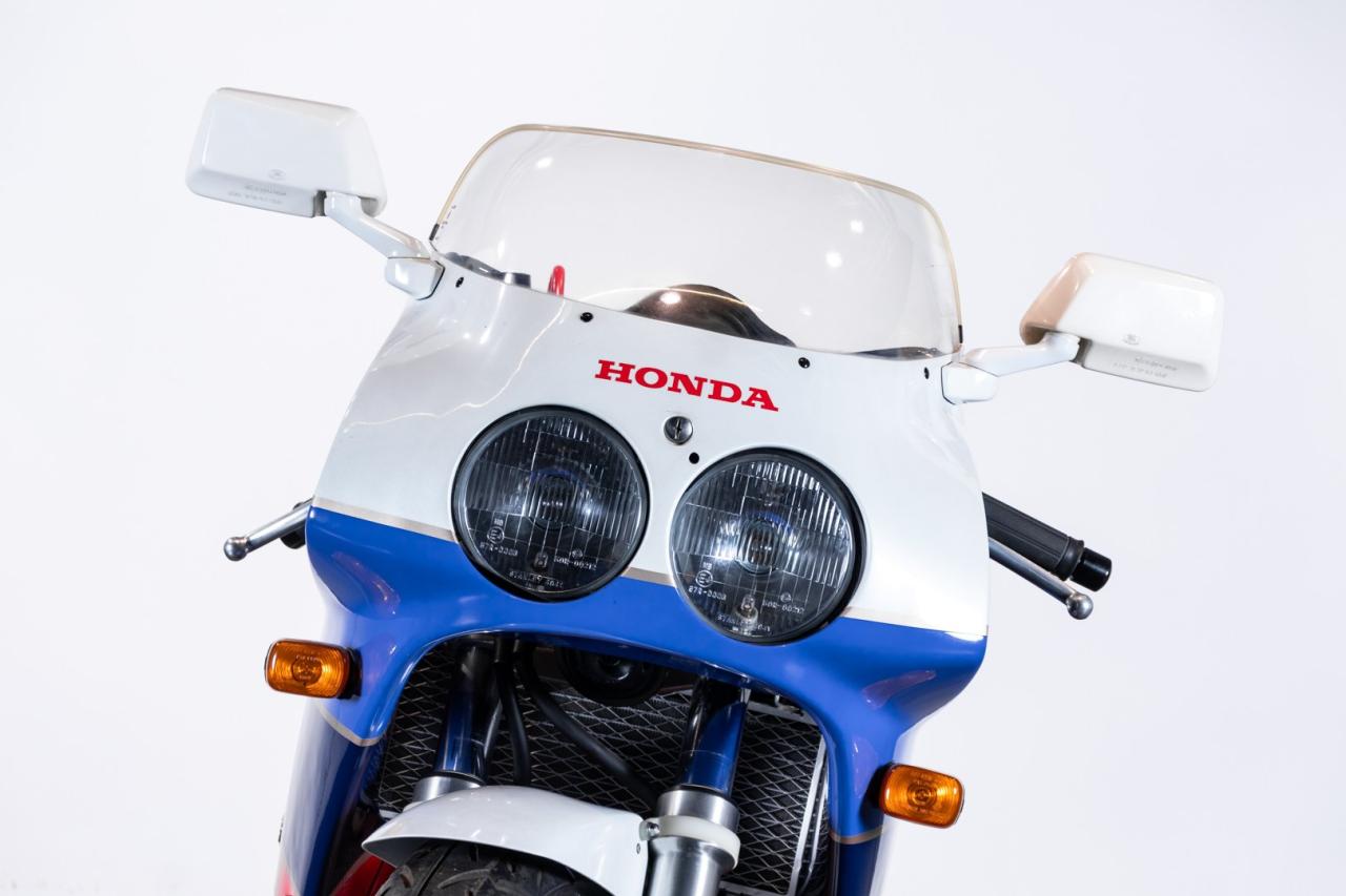 1989 Honda VFR 750 r (RC 30)